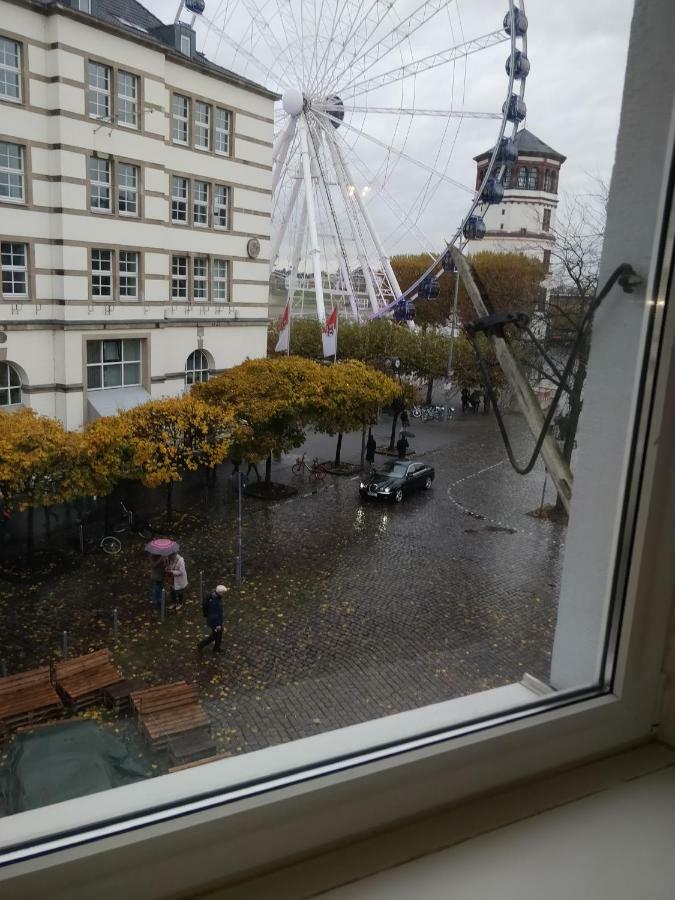 Avi City Burgplatz Apartments Düsseldorf Eksteriør billede